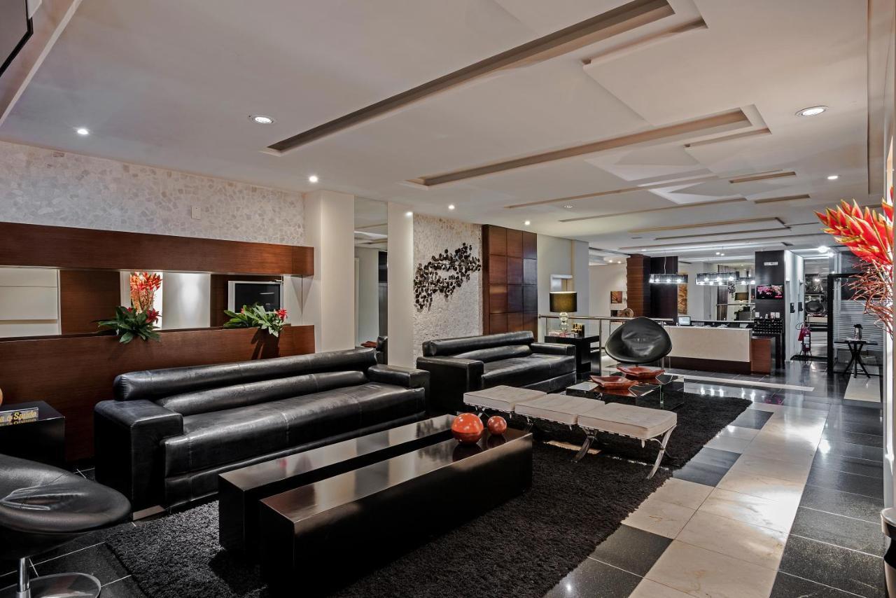 Astron Ponta Grossa Plaza By Nobile Otel Dış mekan fotoğraf